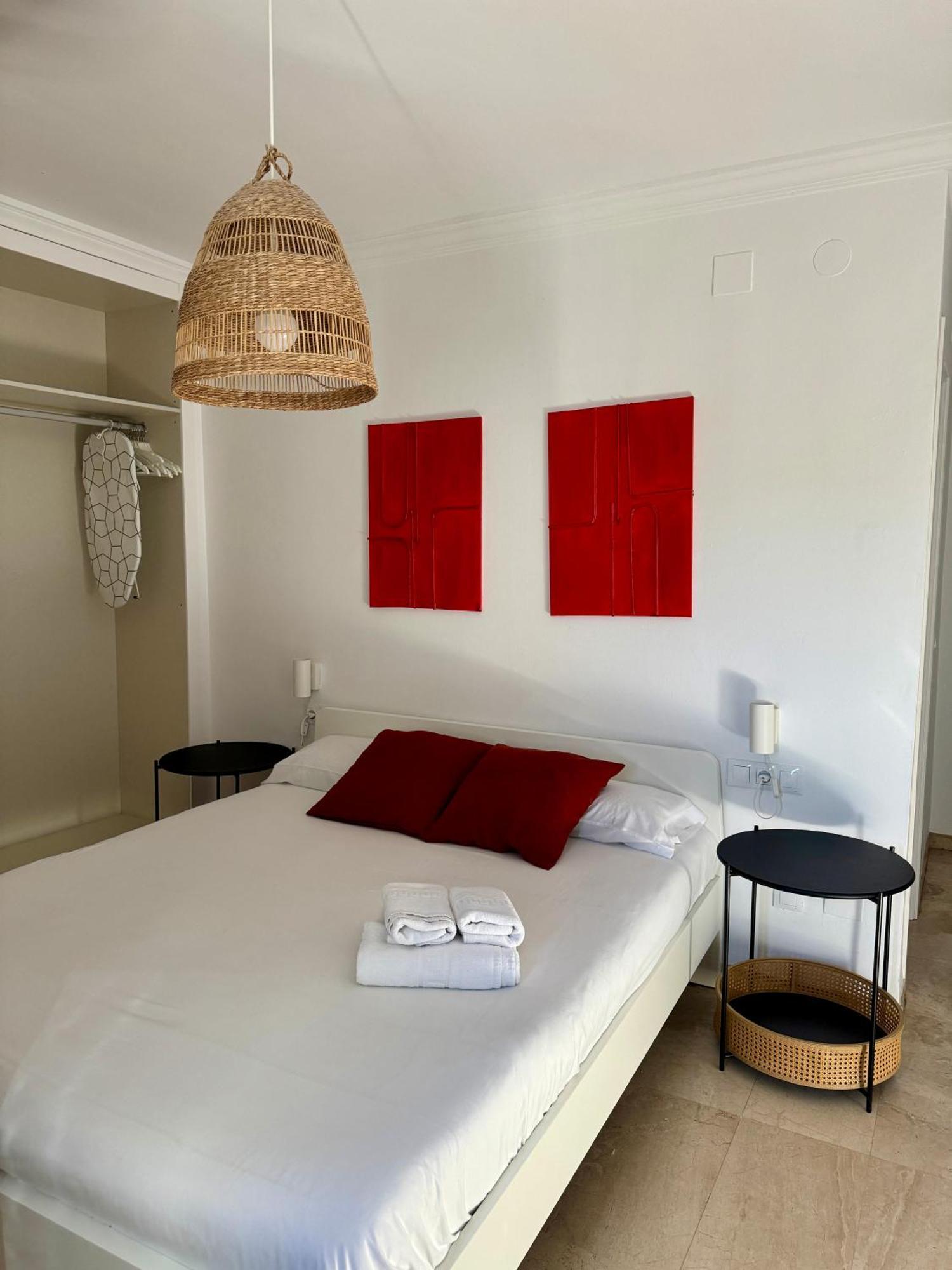 Apartamentos Avanel รอนดา ภายนอก รูปภาพ